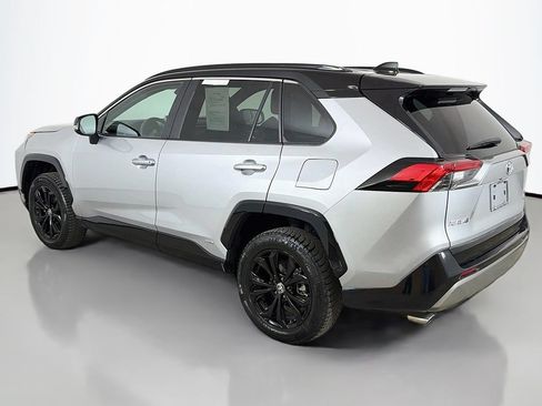 Used 2022 Toyota RAV4 XSE w/ XSE Grade Weather Package AWD/4WD image 12