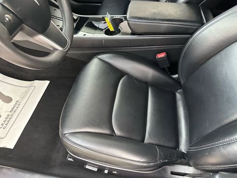 Used 2020 Tesla Model 3 Long Range image 34