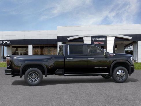 New 2026 GMC Sierra 3500 Denali w/ Technology Package image 27