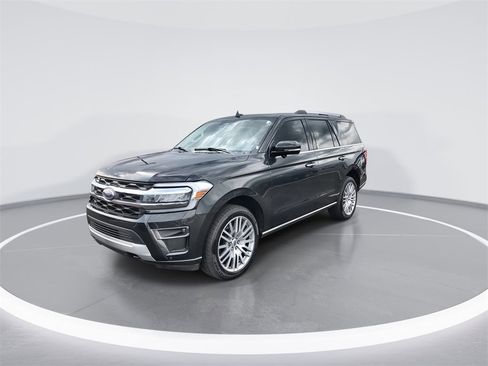 Used 2022 Ford Expedition Limited image 4