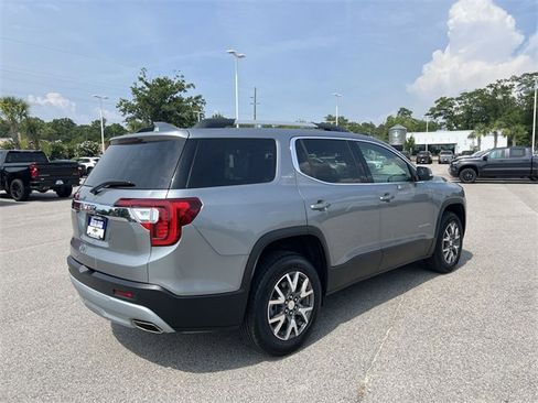 Used 2023 GMC Acadia SLE w/ Driver Convenience Package image 8
