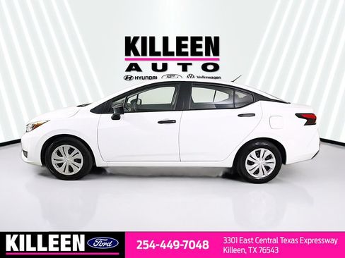 Used 2025 Nissan Versa S FWD image 4