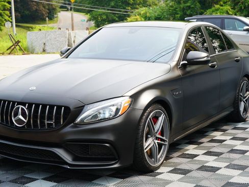 Used 2017 Mercedes-Benz C 63 AMG S w/ Premium 3 Package image 24