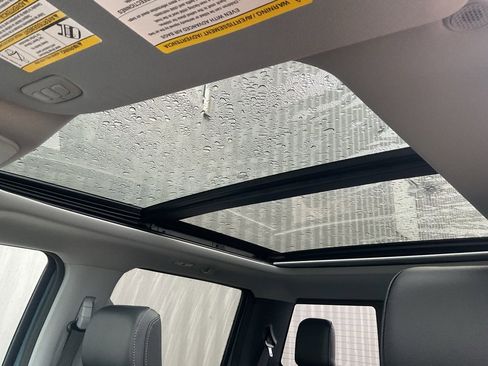 Used 2023 Ford F150 Lariat w/ Equipment Group 502A High image 10