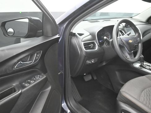 Used 2018 Chevrolet Equinox LT FWD image 10
