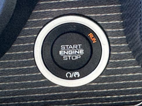 Used 2020 RAM 1500 Limited w/ Black Appearance Package image 23