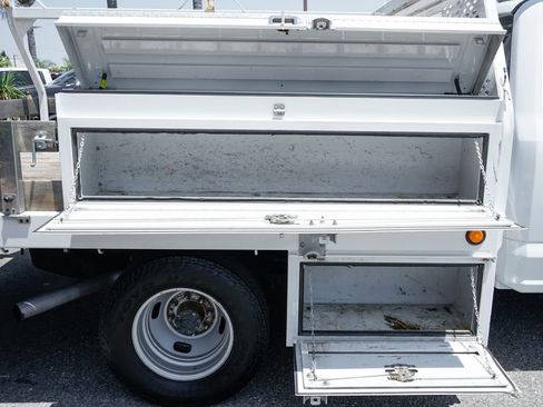 Used 2021 Ford F350 XL w/ Power Equipment Group RWD image 11