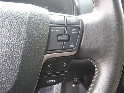 Used 2025 Toyota Camry SE image 20