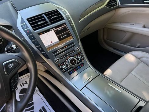 Used 2017 Lincoln MKZ Reserve AWD/4WD image 37