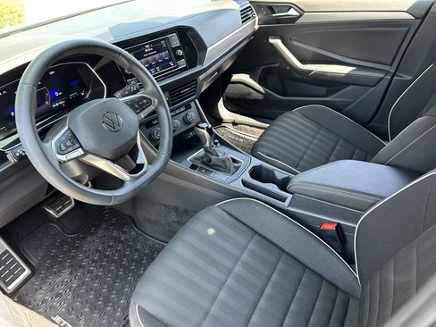 Certified 2024 Volkswagen Jetta Sport FWD image 16