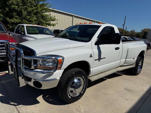 Used 2006 Dodge Ram 3500 Truck SLT w/ Trailer Tow Group image 53