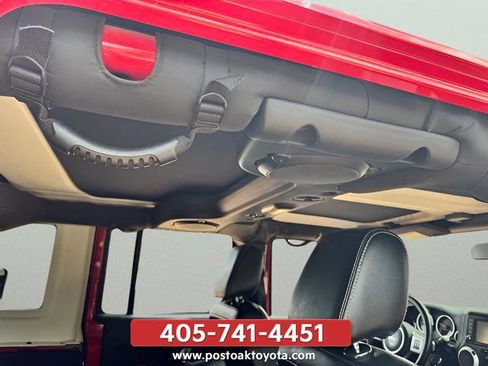 Used 2014 Jeep Wrangler Unlimited Rubicon AWD/4WD image 13