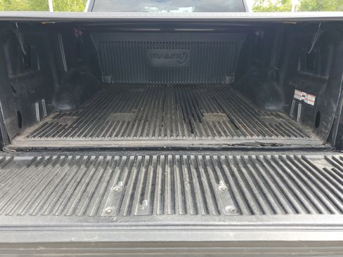 Used 2020 Ford F150 XLT image 13