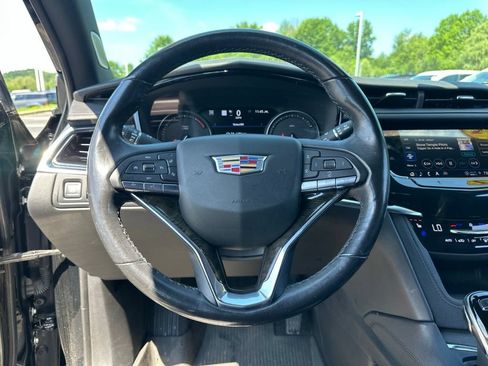 Used 2021 Cadillac XT6 Premium Luxury AWD/4WD image 53