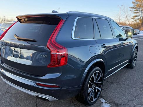 Used 2020 Volvo XC90 T6 Momentum w/ Protection Package image 5