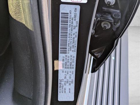 Used 2019 RAM 1500 Laramie image 24