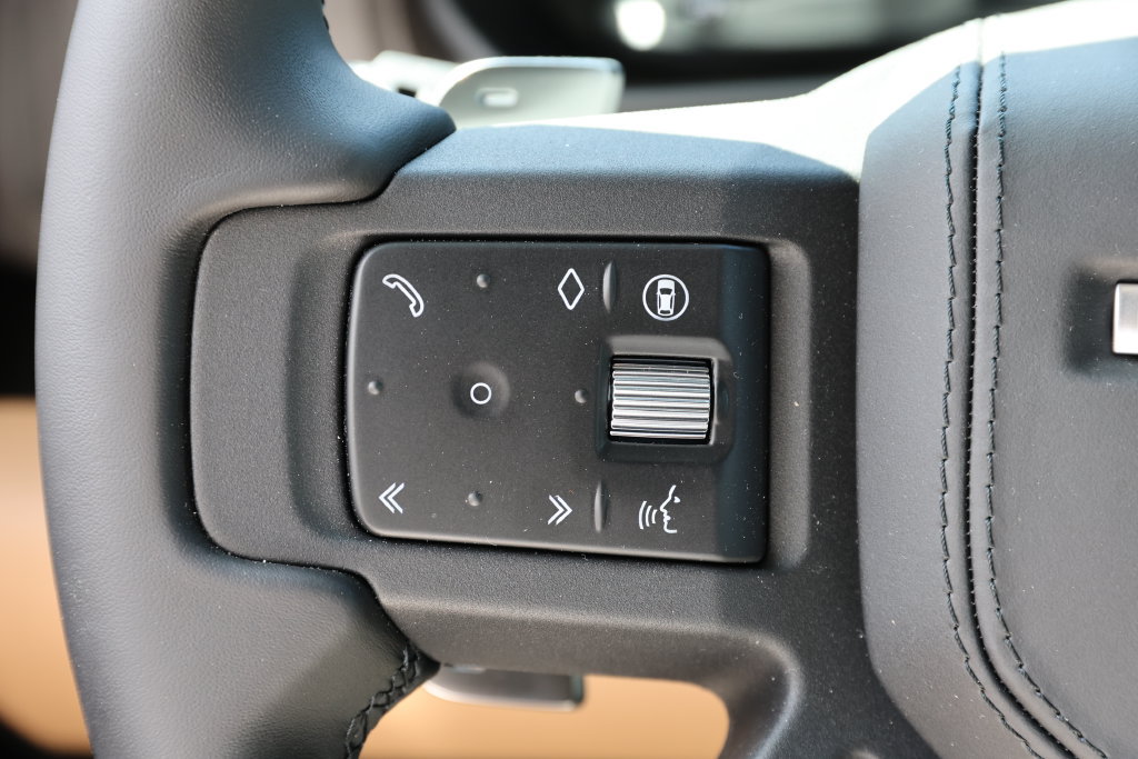 New 2026 Land Rover Defender 130 V8 AWD/4WD image 19