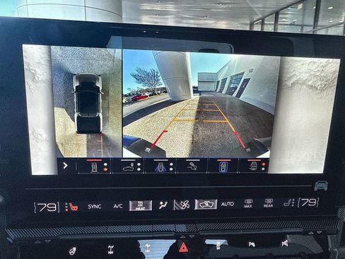 Certified 2024 GMC Hummer EV 3X w/ Extreme Off-Road Package image 14