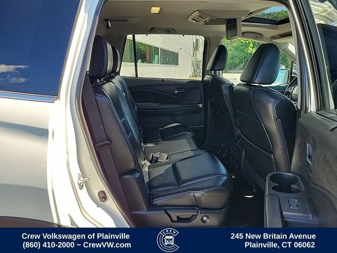 Used 2018 Honda Pilot Touring image 15