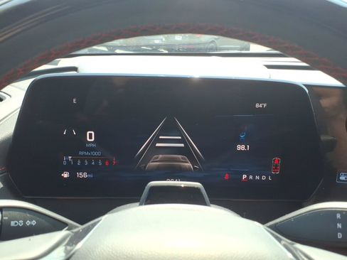 Used 2024 Chevrolet Traverse RS FWD image 22