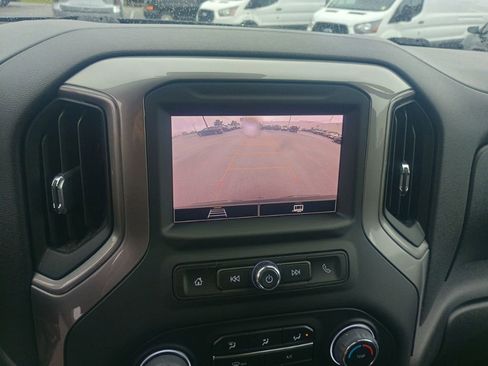 Used 2023 Chevrolet Silverado 1500 Custom AWD/4WD image 15