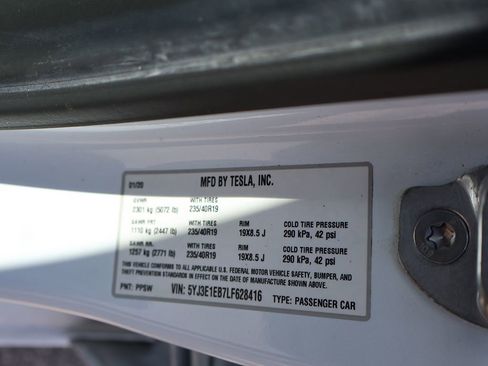 Used 2020 Tesla Model 3 Long Range image 54