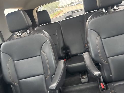 Used 2019 Chevrolet Traverse Premier w/ Redline Edition image 10