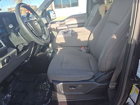 Used 2016 Ford F150 XLT image 12