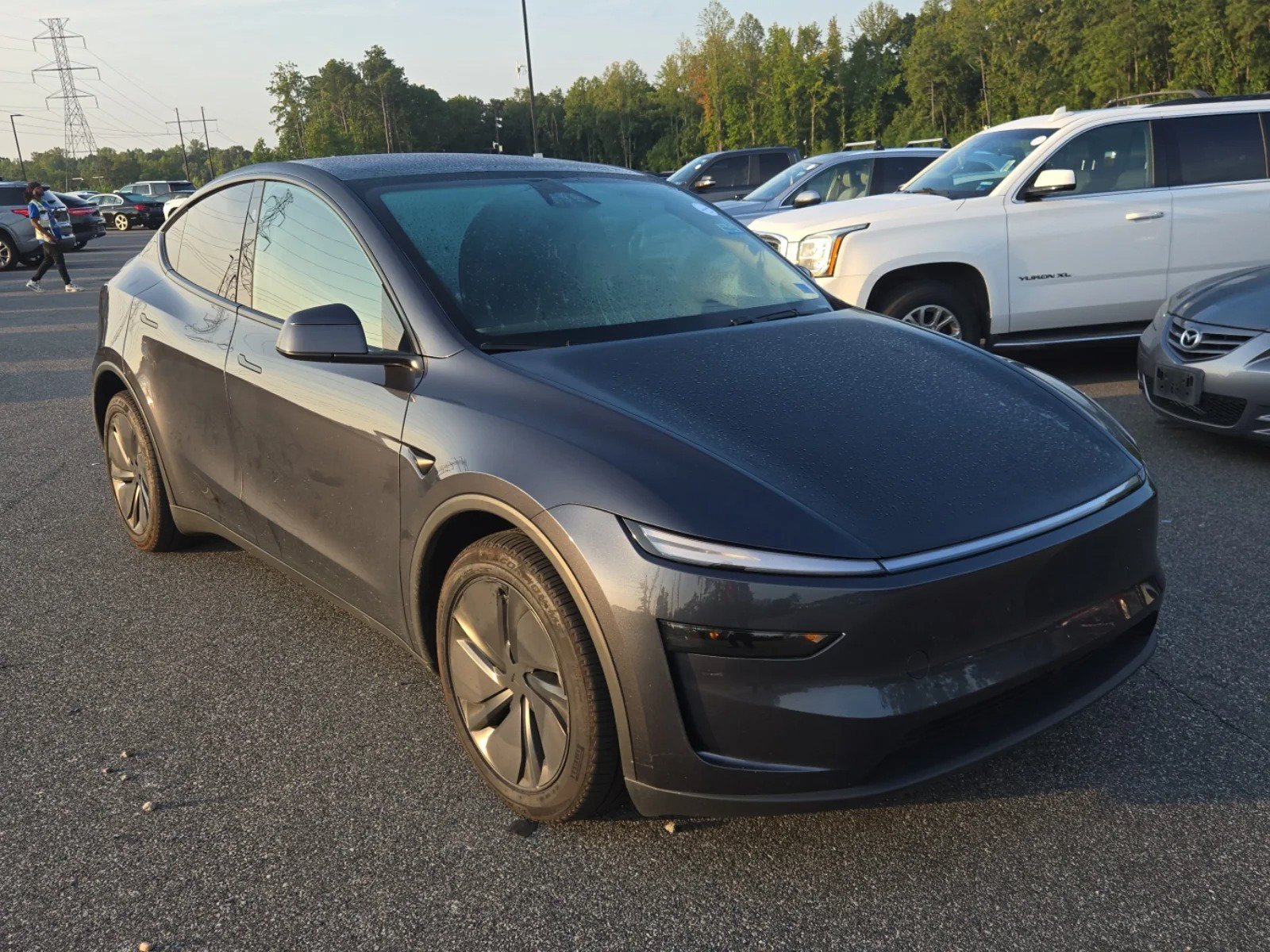 Used 2026 Tesla Model Y Long Range AWD/4WD image 3