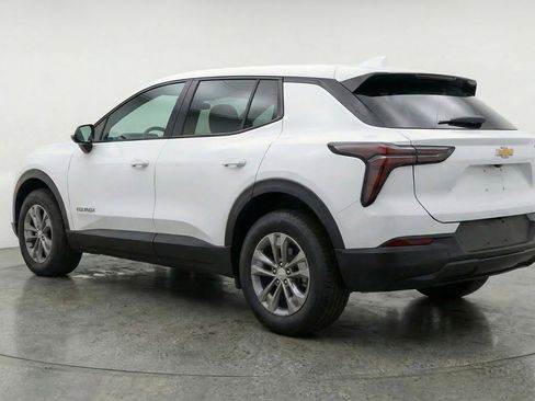 Used 2025 Chevrolet Equinox LT FWD image 6