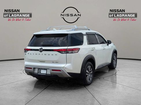 Used 2022 Nissan Pathfinder SL w/ Cargo Package AWD/4WD image 6
