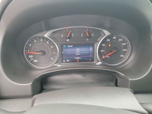 Used 2024 GMC Terrain SLE w/ Driver Convenience Package FWD image 28