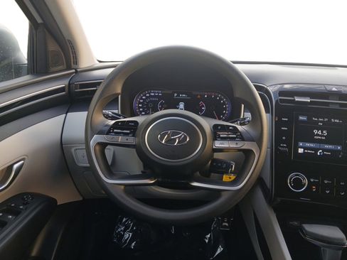 Certified 2023 Hyundai Tucson SE image 12