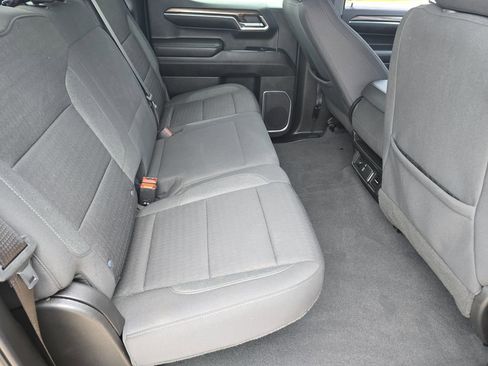 Used 2023 Chevrolet Silverado 1500 LT AWD/4WD image 11