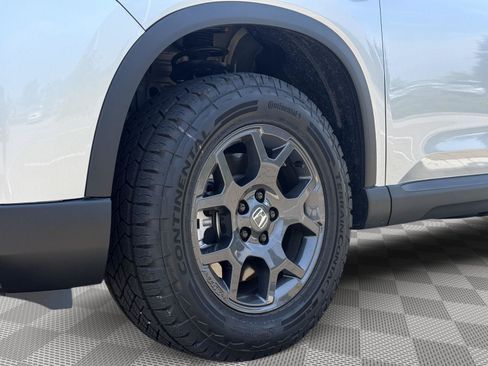 Used 2026 Honda Pilot TrailSport image 8