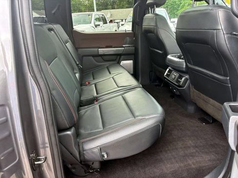 Used 2022 Ford F150 Lariat w/ Equipment Group 502A High AWD/4WD image 17