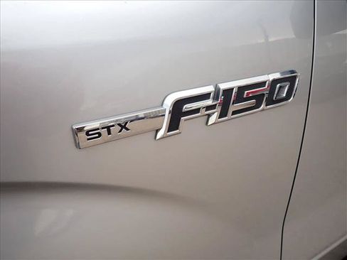 Used 2013 Ford F150 STX w/ Mid Equipment Group AWD/4WD image 8