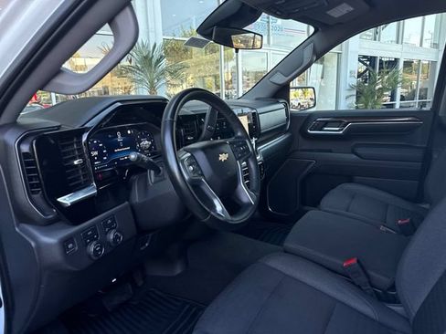Certified 2023 Chevrolet Silverado 1500 LT AWD/4WD image 30