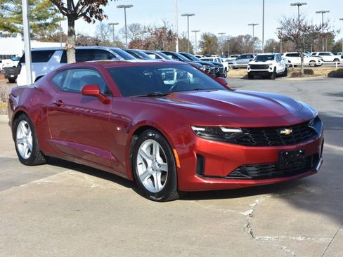 Used 2023 Chevrolet Camaro LT image 3