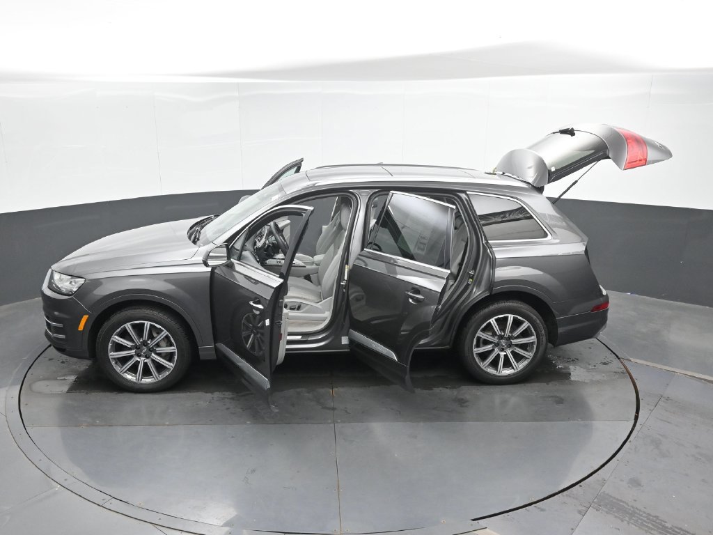 Used 2018 Audi Q7 3.0T Prestige AWD/4WD image 52