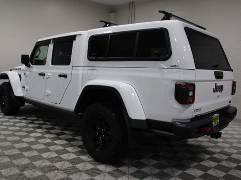 Used 2020 Jeep Gladiator Rubicon AWD/4WD image 9
