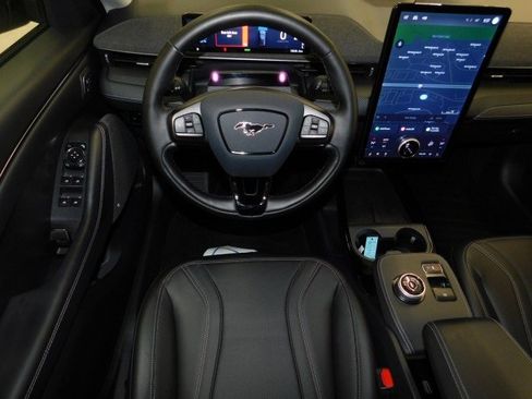 Used 2024 Ford Mustang Mach-E Premium image 11