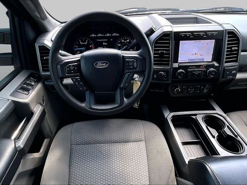 Used 2020 Ford F250 XLT w/ XLT Premium Package AWD/4WD image 6