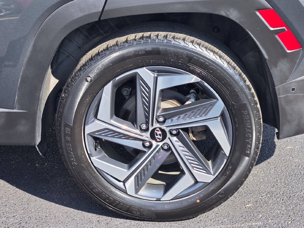 Certified 2024 Hyundai Tucson Limited AWD/4WD image 27