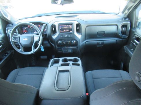 Used 2022 Chevrolet Silverado 2500 Custom w/ Custom Convenience Package image 42