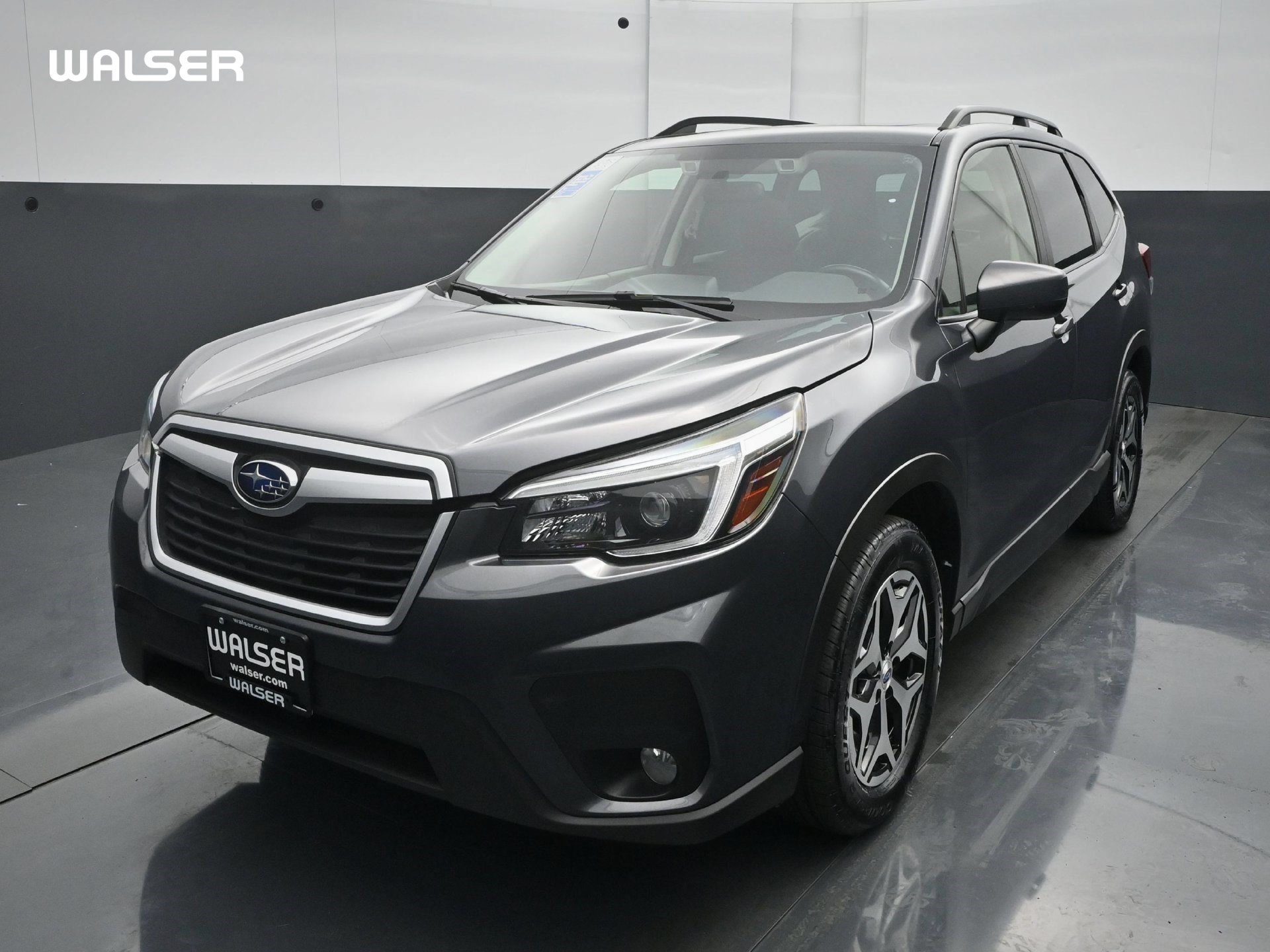 Used 2021 Subaru Forester Premium AWD/4WD image 1