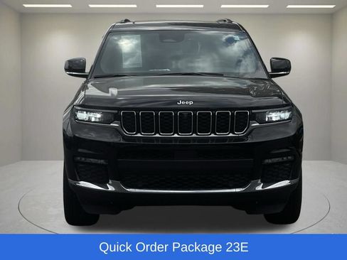 Used 2024 Jeep Grand Cherokee L Limited w/ Luxury Tech Group II AWD/4WD image 5