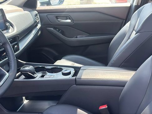 Used 2023 Nissan Rogue SV w/ SV Premium B Package AWD/4WD image 23
