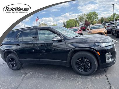 Used 2023 Chevrolet Traverse LT w/ Midnight/Sport Edition