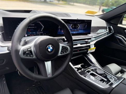 New 2026 BMW X6 xDrive40i AWD/4WD image 10